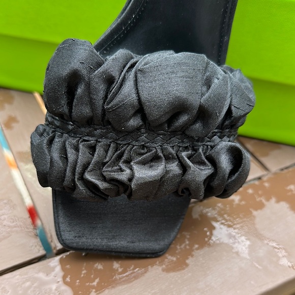 Sam Edelman Black Ruffled Heels - Picture 2 of 6